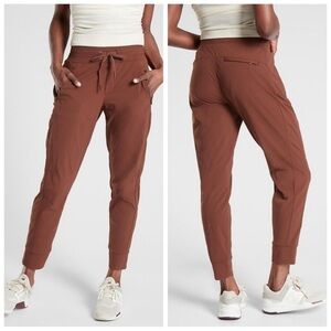 Athleta Trekkie North Jogger Pants